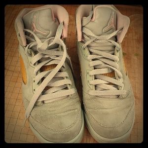 Vintage Air Jordan 5s Size 6Y Pink and grey